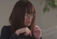 眼镜控必看的作品：青空光为你演绎“青涩”眼镜小妹