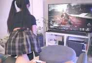 下面有根棒棒糖：双马尾JK小女友VS《黑神话：悟空》 女人还是游戏