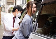 “爱弓りょう”私自囚禁偷盗内衣男士被抓，片商真会玩